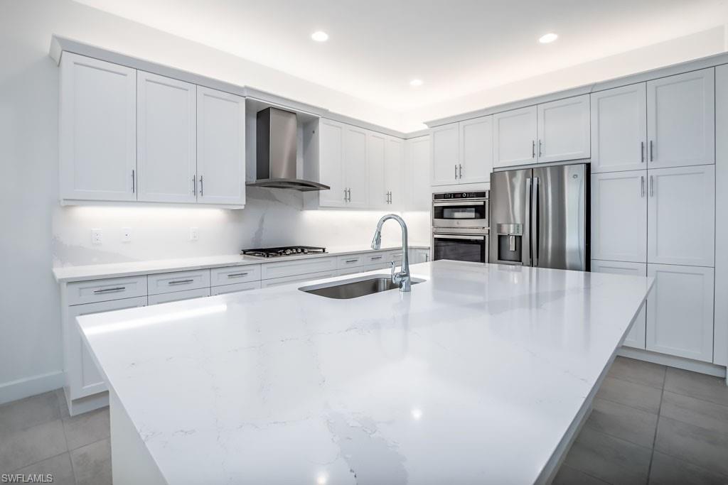 VALENCIA TRAILS - Residential