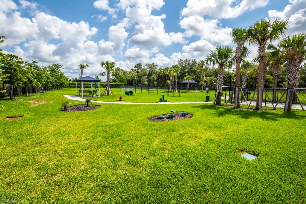 VALENCIA TRAILS - Residential