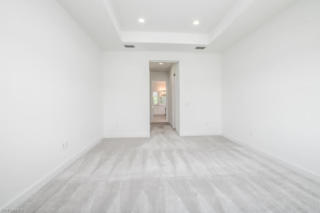 VALENCIA TRAILS - Residential