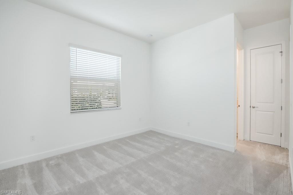 VALENCIA TRAILS - Residential