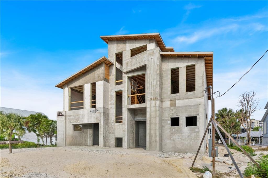 LAGUNA SHORES - Residential