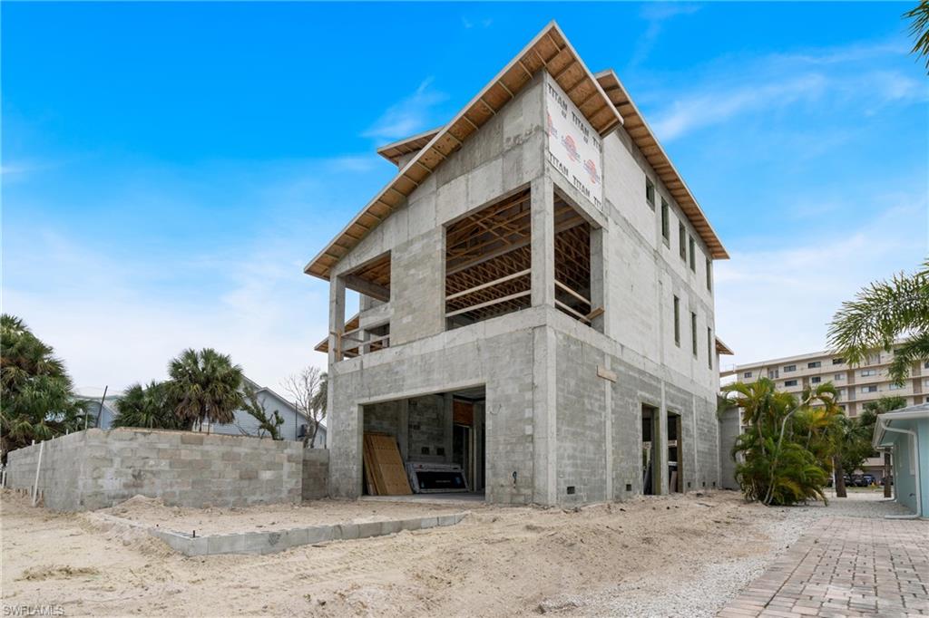 LAGUNA SHORES - Residential