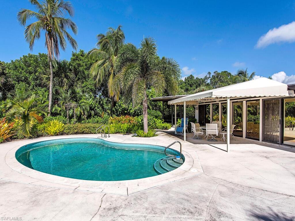 OLDE NAPLES - Residential