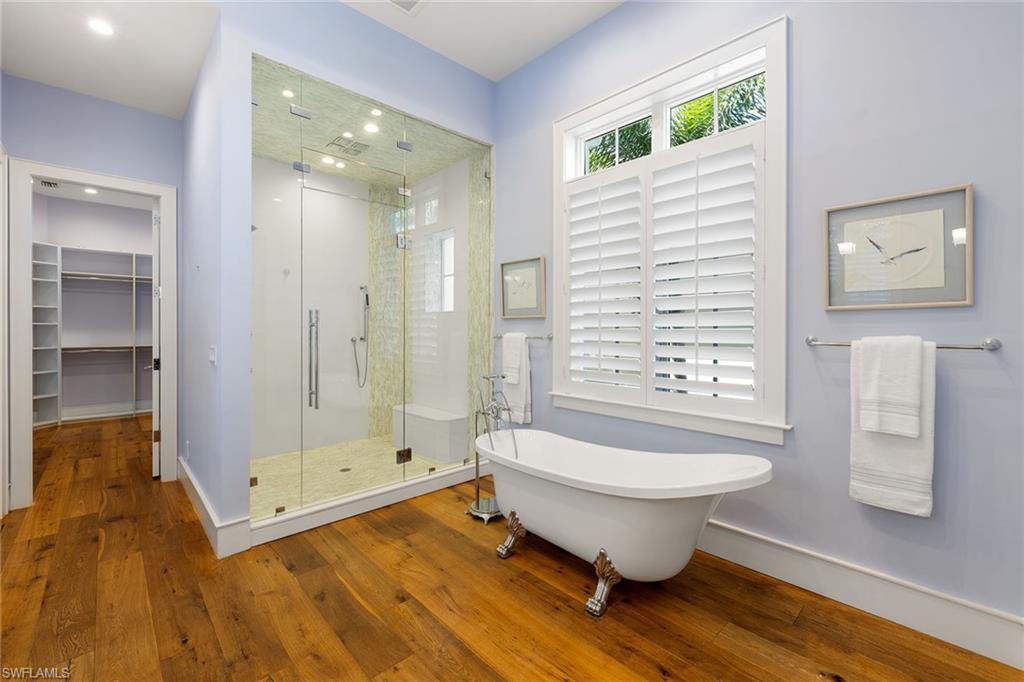 AQUALANE SHORES - Residential