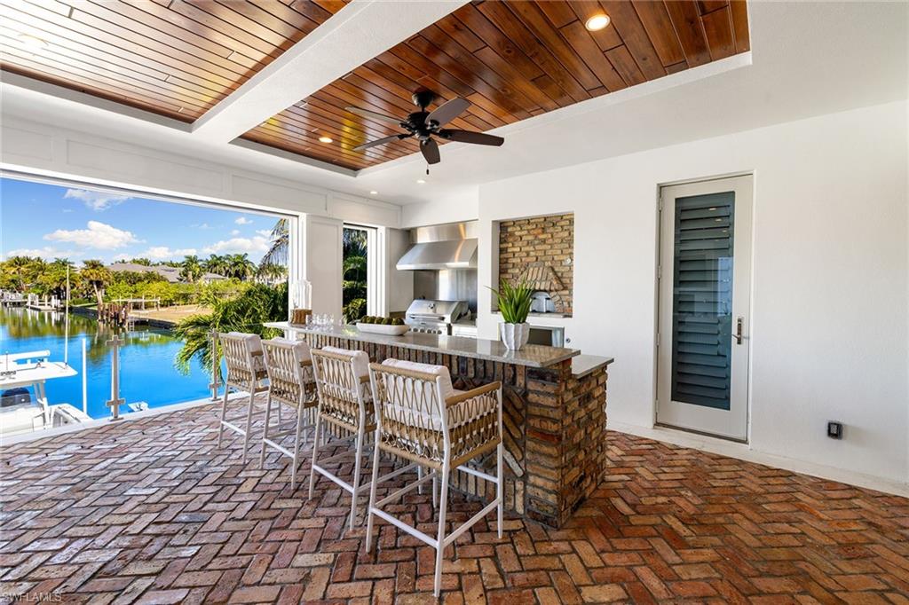 AQUALANE SHORES - Residential