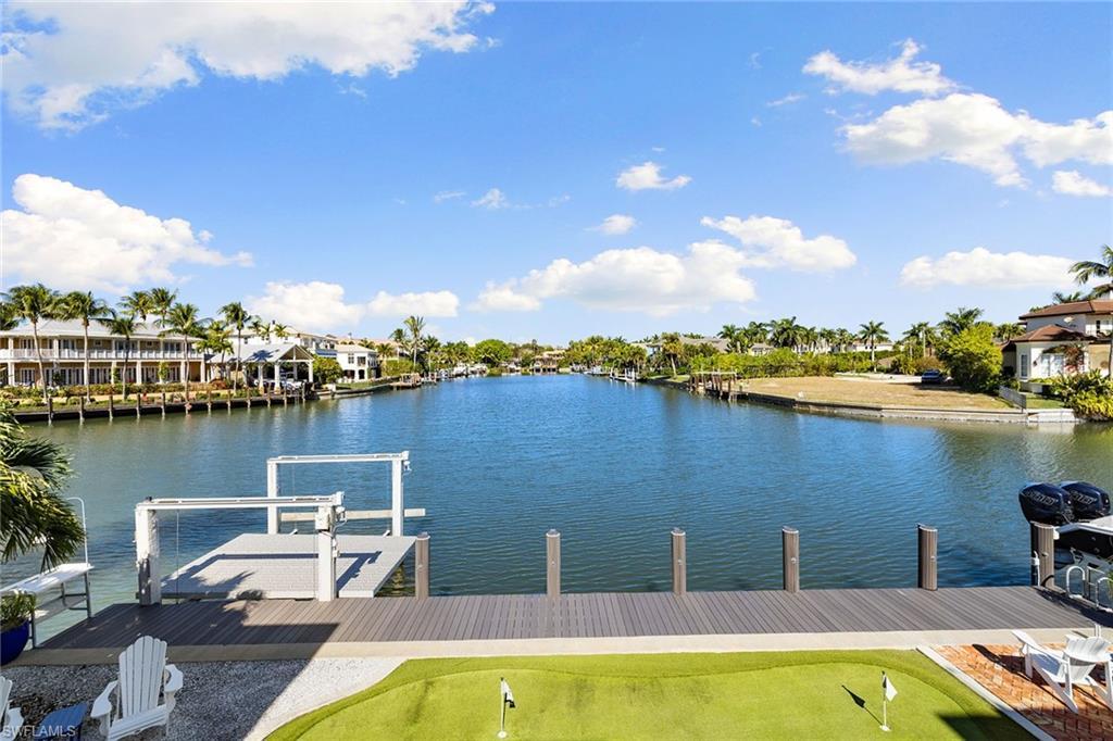 AQUALANE SHORES - Residential