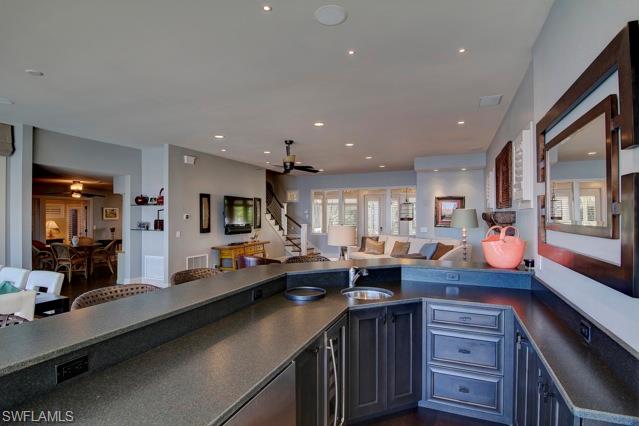 FA LANES BAYVIEW - Residential