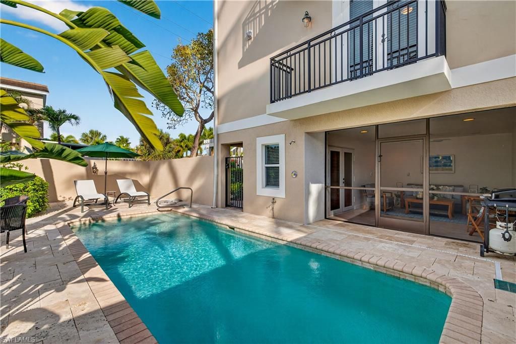 Photo of 552 11th AVE S #4, NAPLES, FL 34102 (MLS # 226012369)