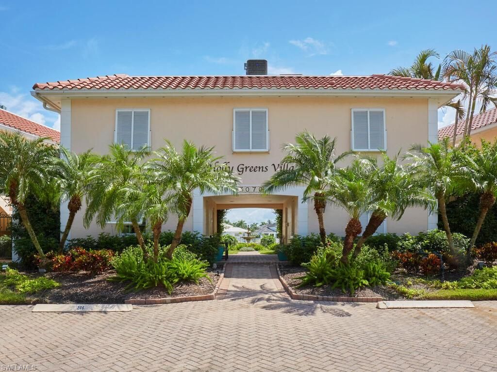 Photo of 3070 Gulf Shore BLVD N #209, NAPLES, FL 34103 (MLS # 226015229)
