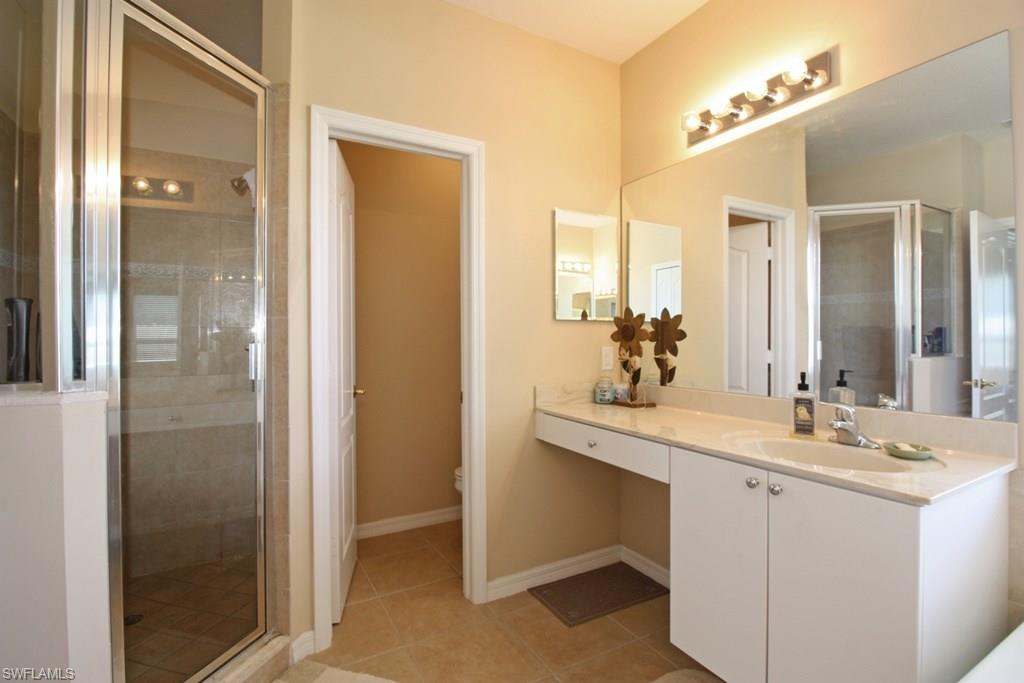 CORAL LAKES - Residential