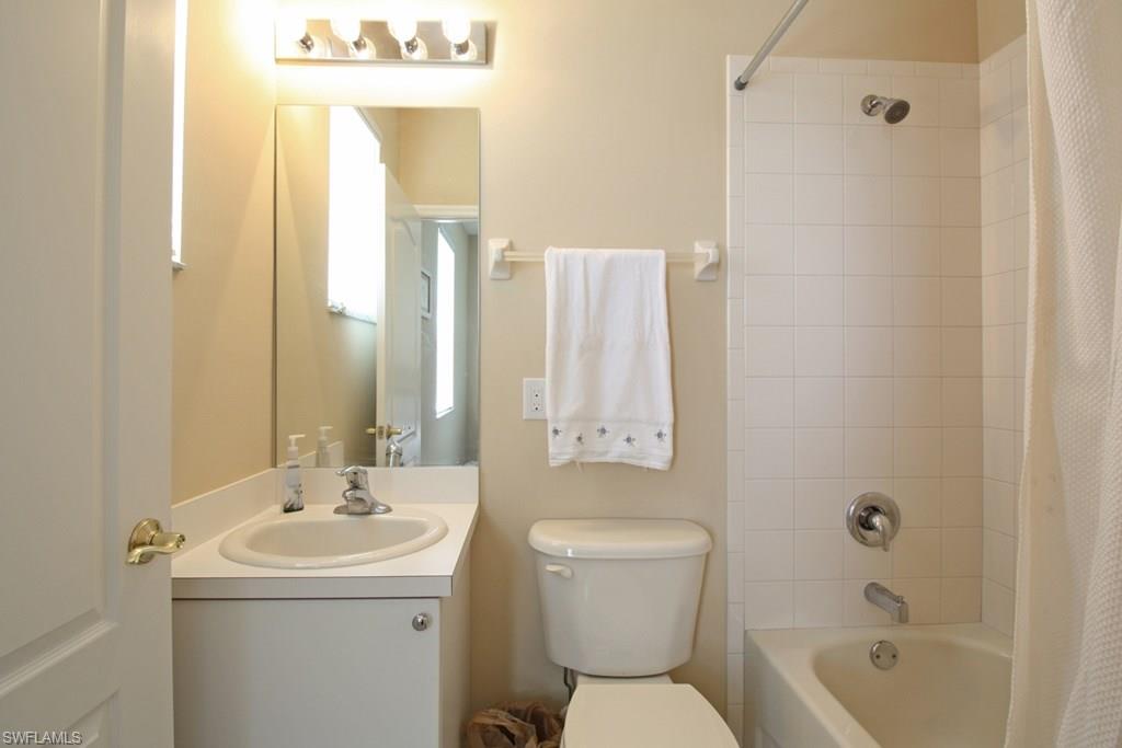 CORAL LAKES - Residential