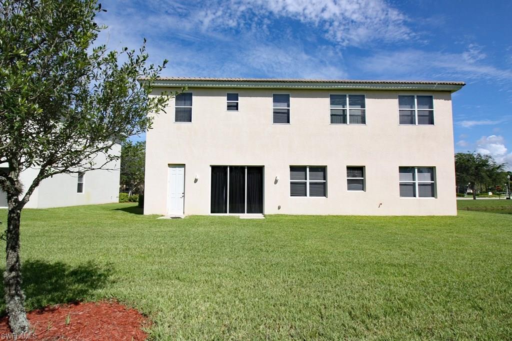 CORAL LAKES - Residential