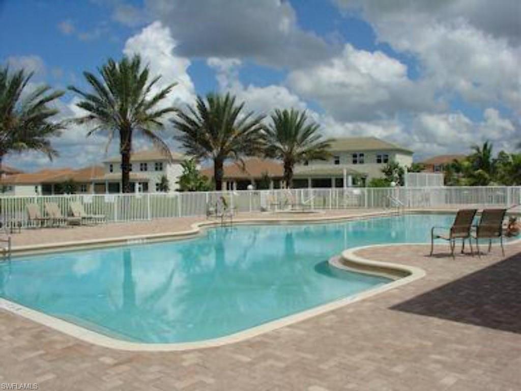 CORAL LAKES - Residential