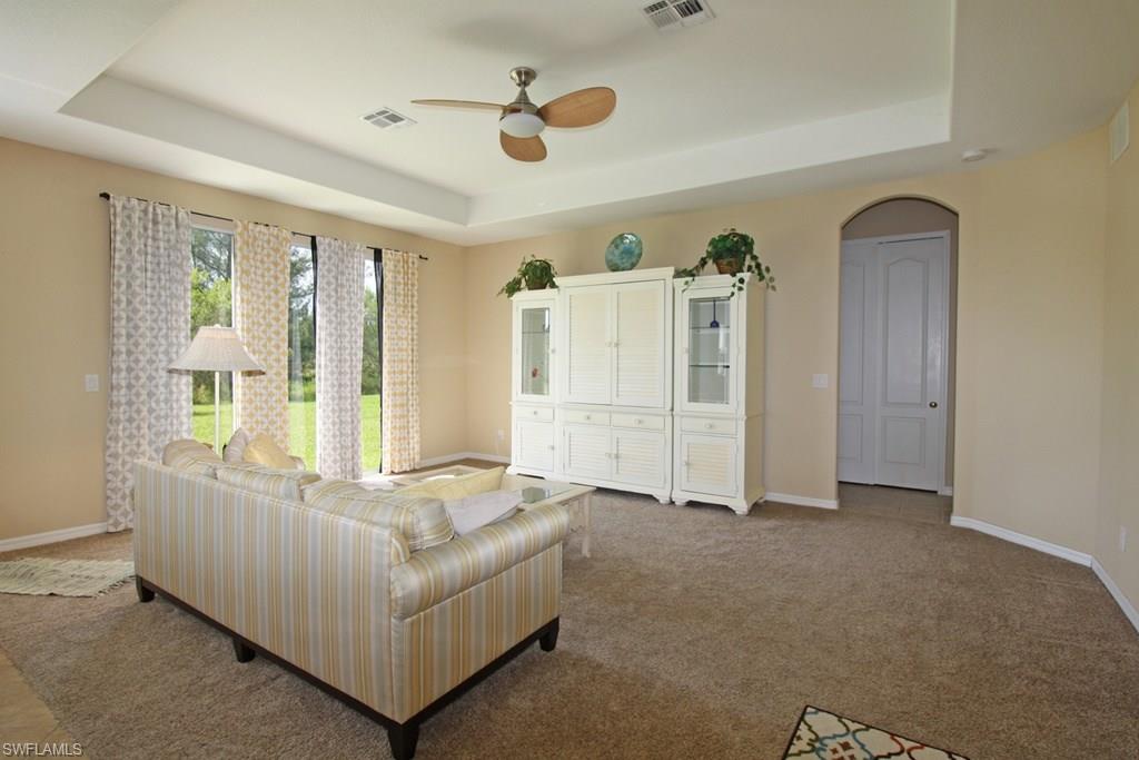 CORAL LAKES - Residential