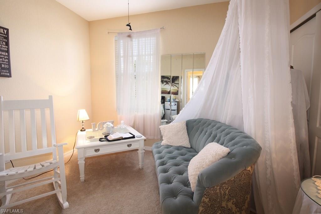 CORAL LAKES - Residential