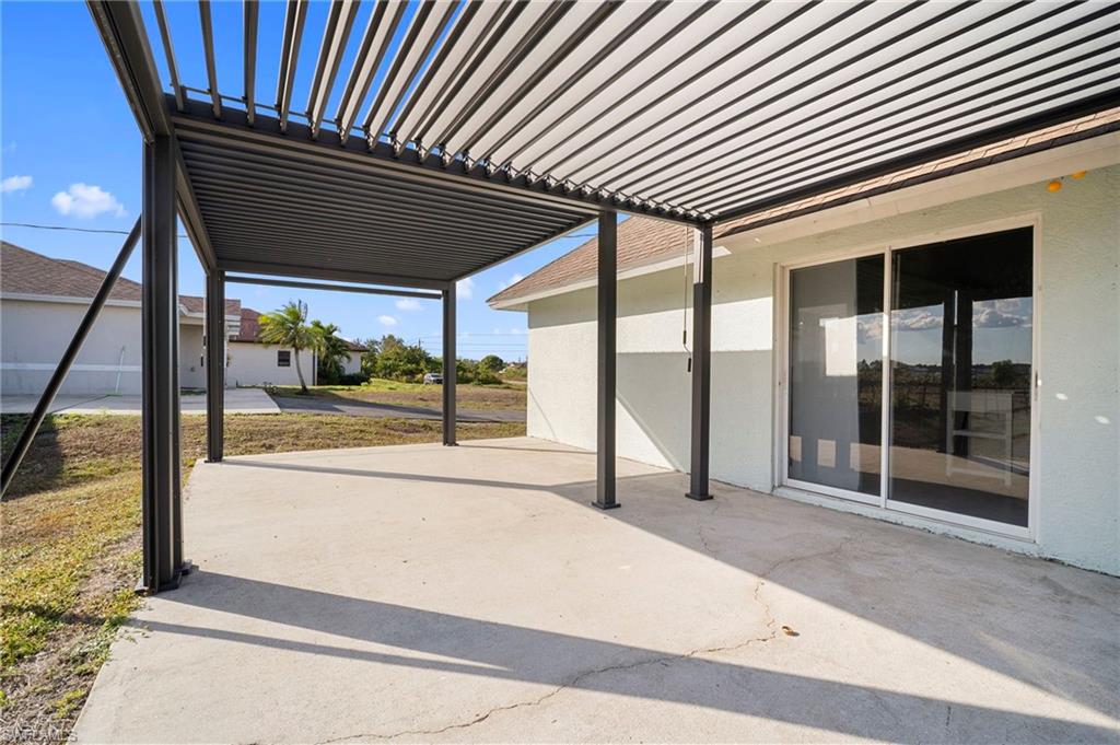 GOLDEN GATE PROF BLDG - Residential Lease