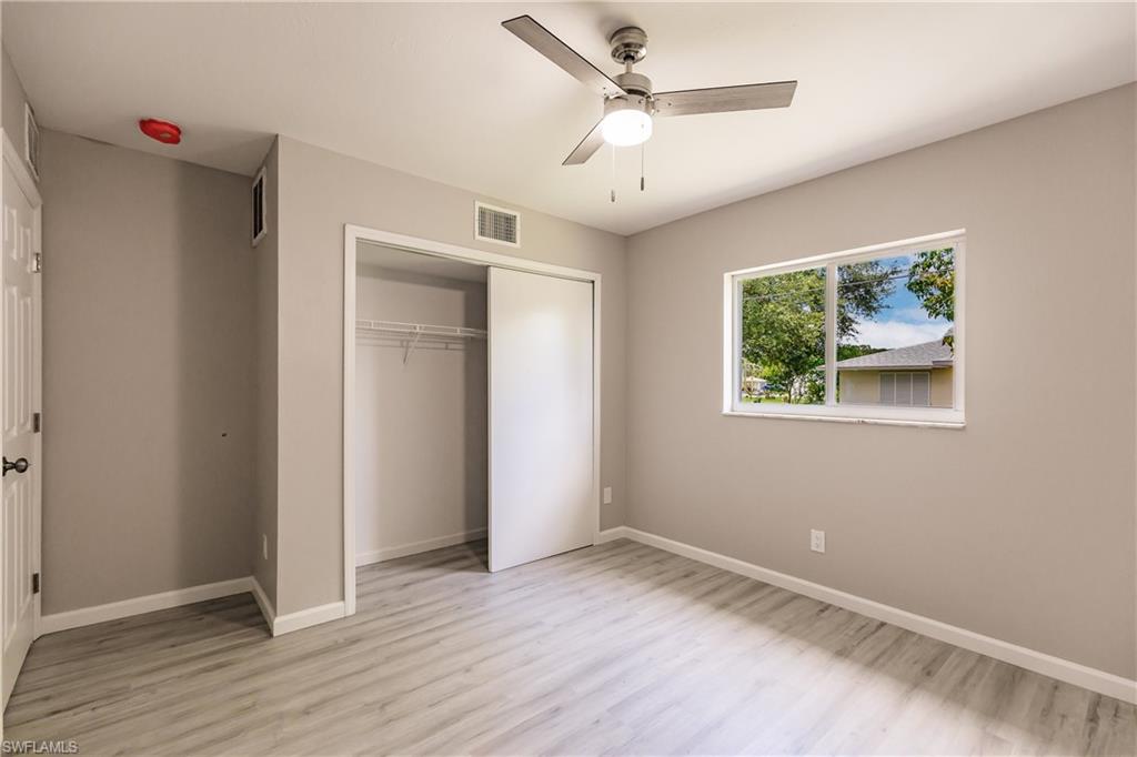 SAN CARLOS PARK - Residential