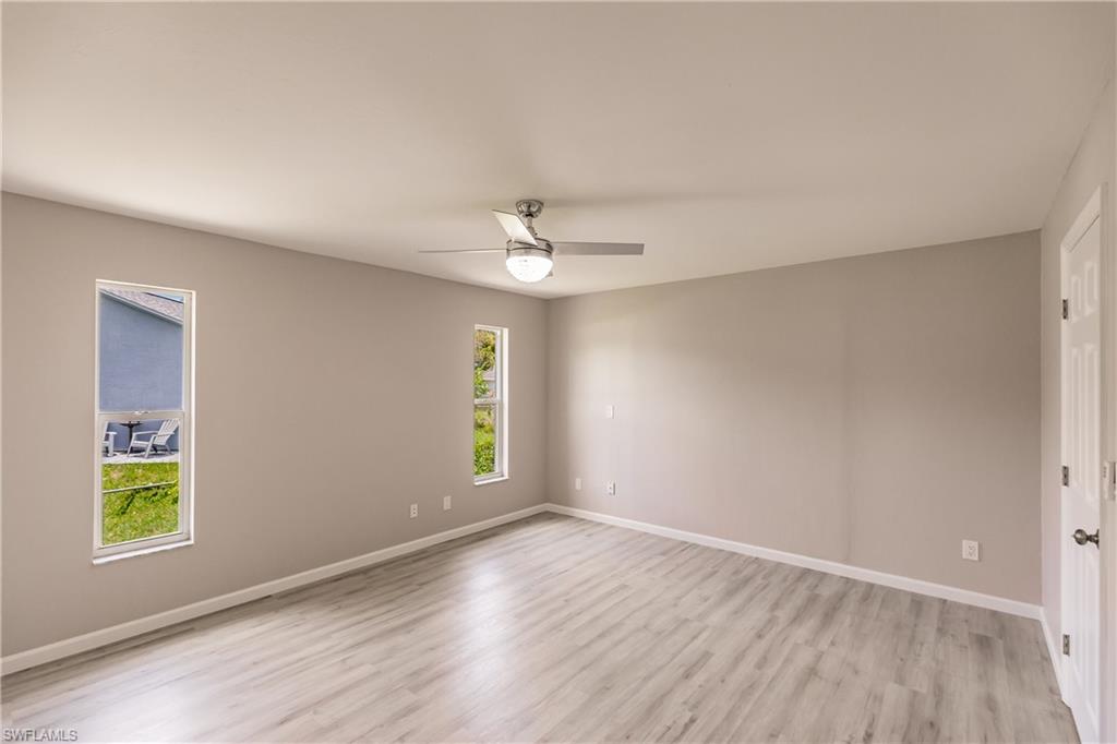 SAN CARLOS PARK - Residential