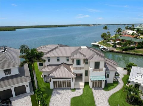 983 Sundrop CT MARCO ISLAND FL 34145