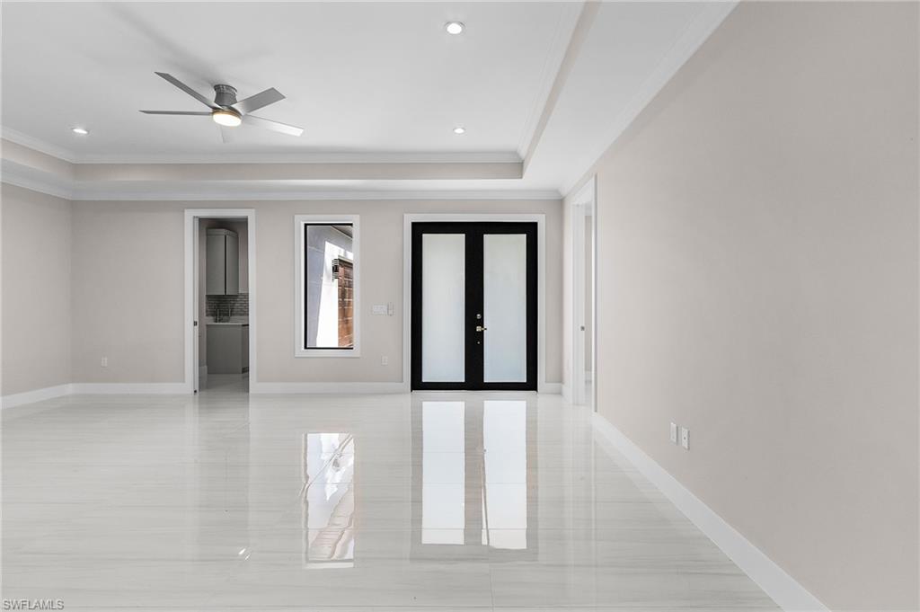 GOLDEN GATE ESTATES - Residential