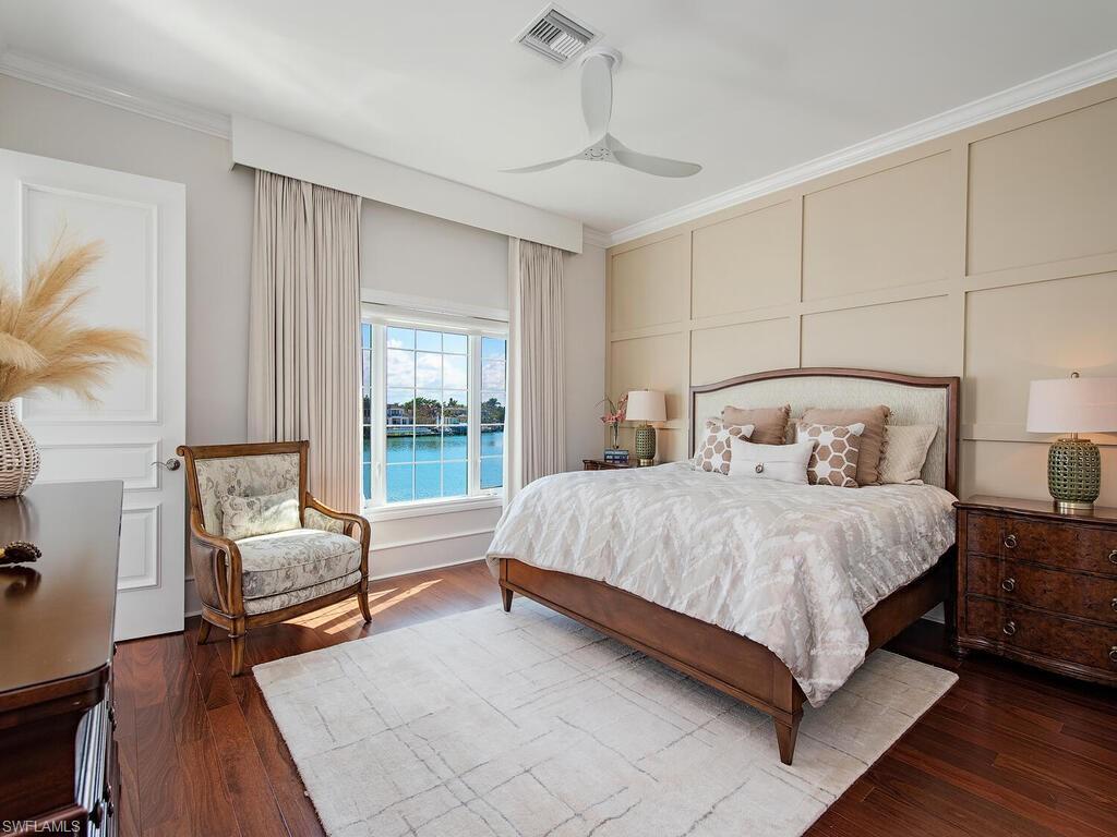 VENETIAN VILLAS - Residential