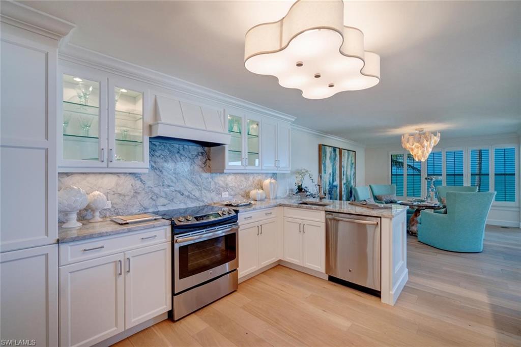 SAND CASTLE - Residential