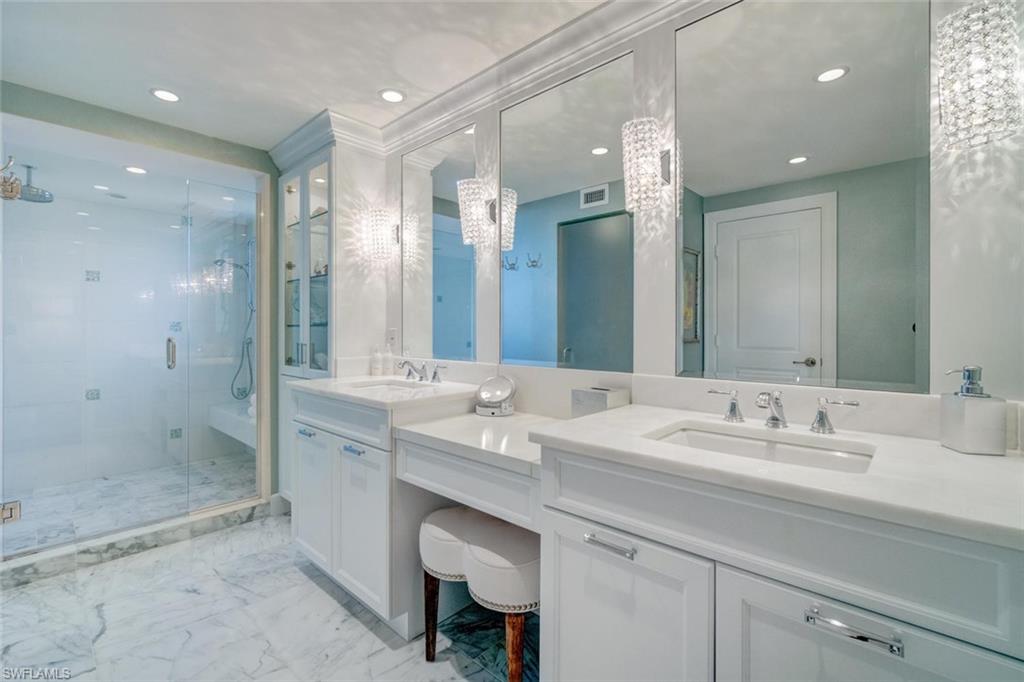 SAND CASTLE - Residential