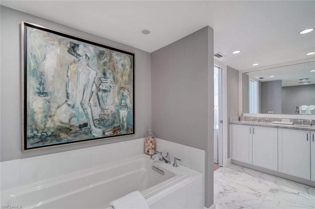 SAND CASTLE - Residential