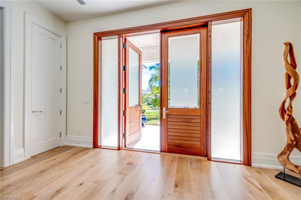 OLDE NAPLES - Residential