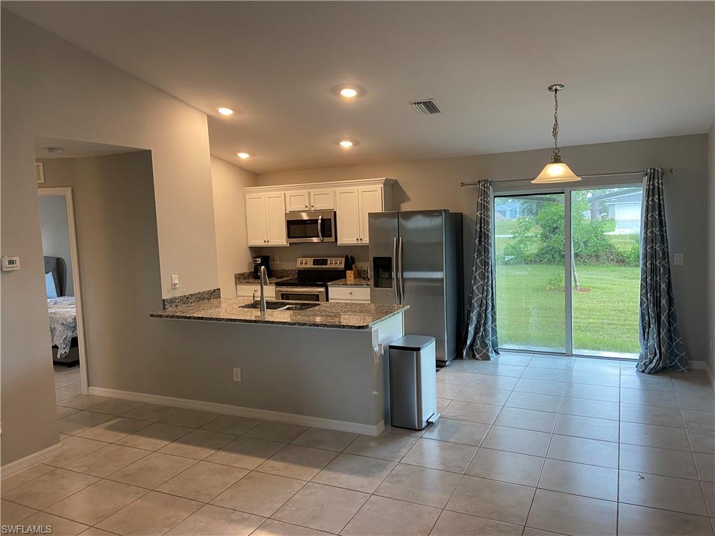 CAPE CORAL - Residential Lease