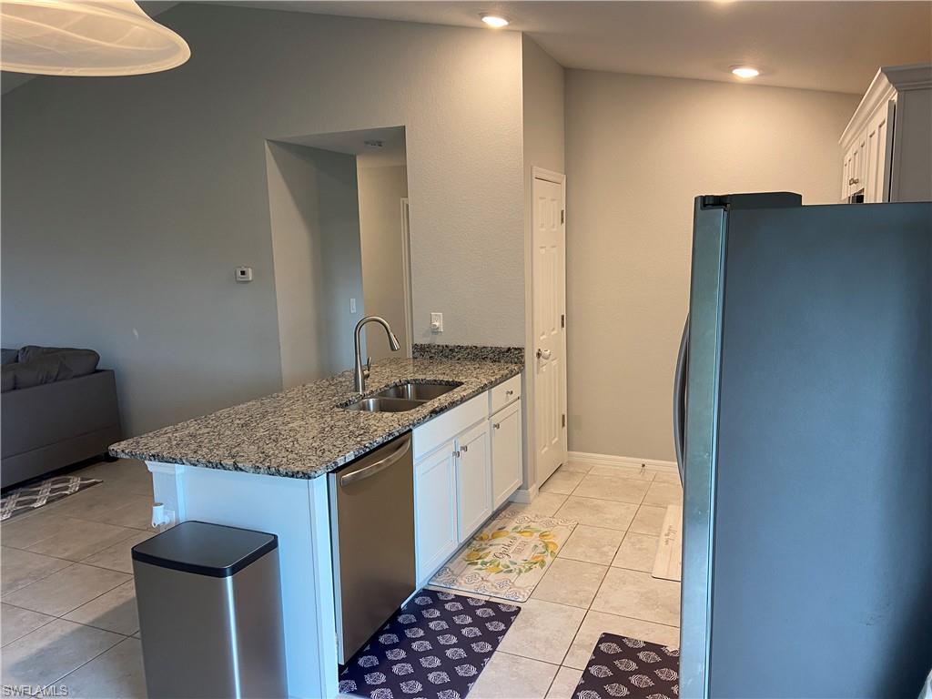 CAPE CORAL - Residential Lease