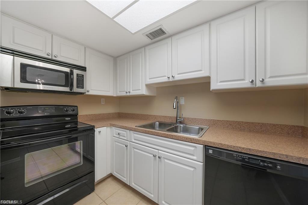 PORT CHARLOTTE - Residential Lease