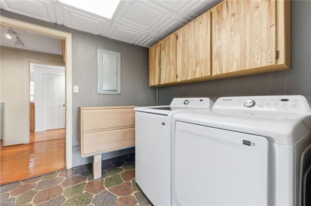 PALMLEE PARK - Residential