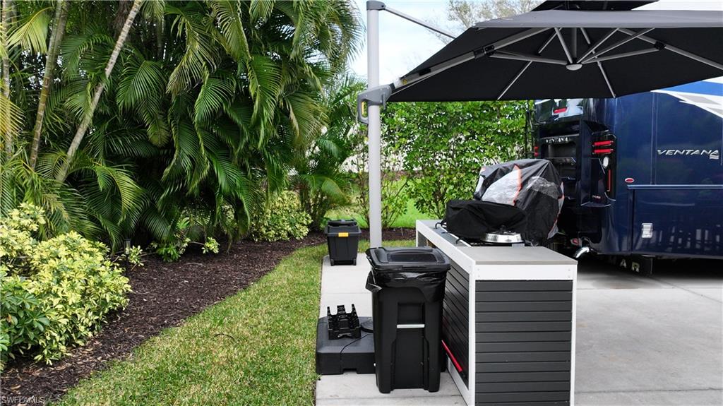 PELICAN LAKE RV RESORT - Land