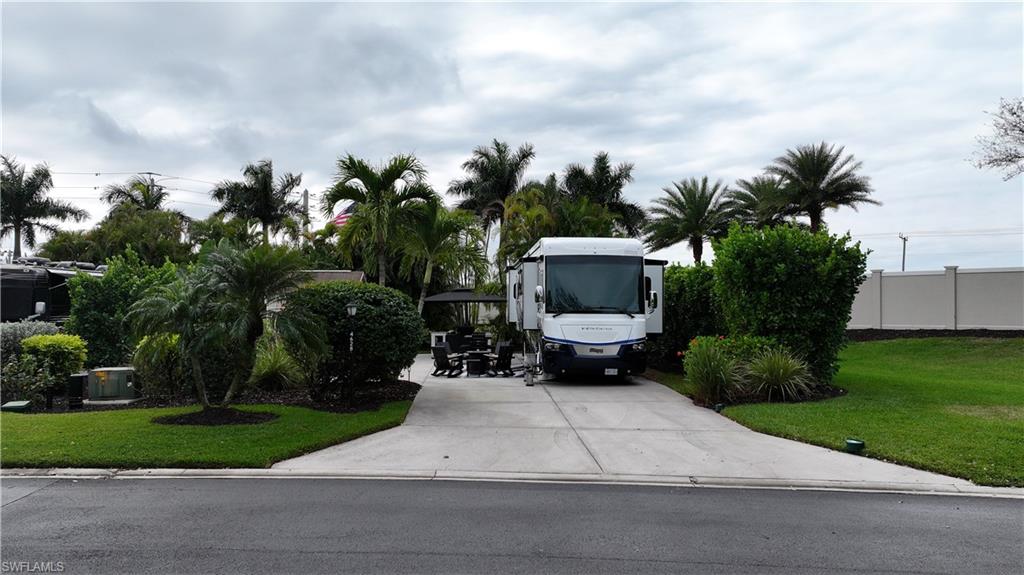 PELICAN LAKE RV RESORT - Land