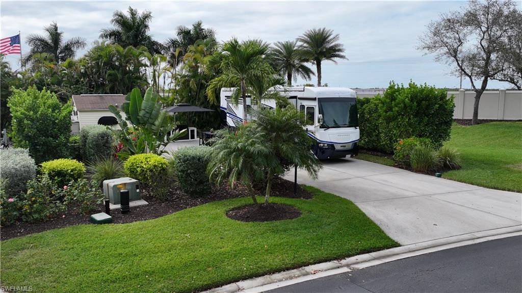 PELICAN LAKE RV RESORT - Land