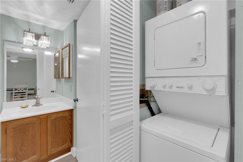 BAY VILLAGE CONDO - Residential Lease