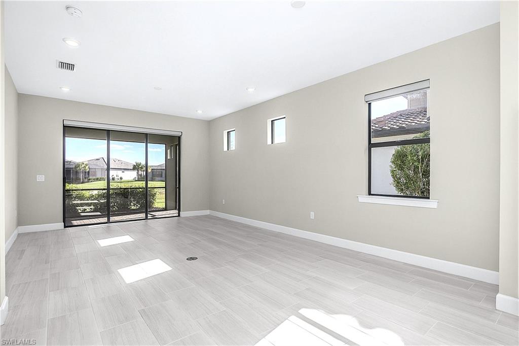 VERDANA VILLAGE - Residential