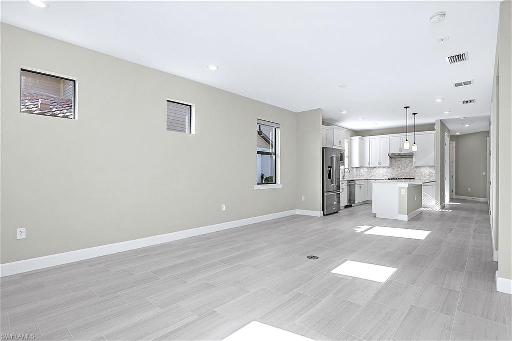 VERDANA VILLAGE - Residential