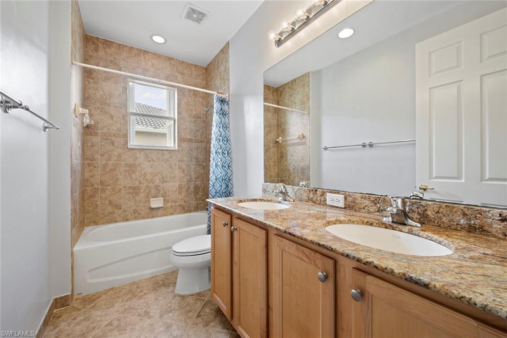 BOTANICA LAKES - Residential