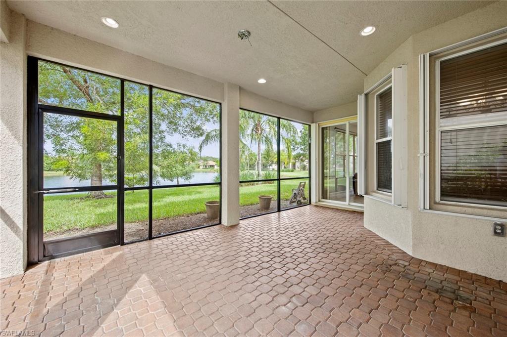 BOTANICA LAKES - Residential