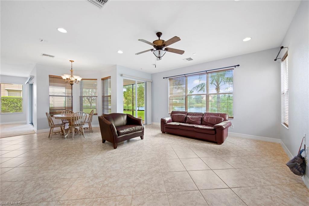 BOTANICA LAKES - Residential