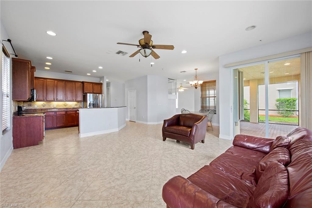 BOTANICA LAKES - Residential