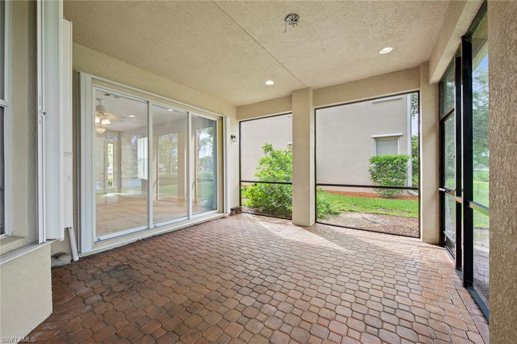 BOTANICA LAKES - Residential