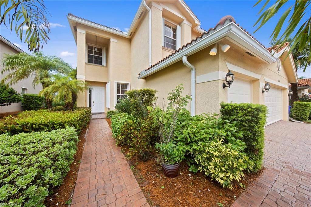 BOTANICA LAKES - Residential