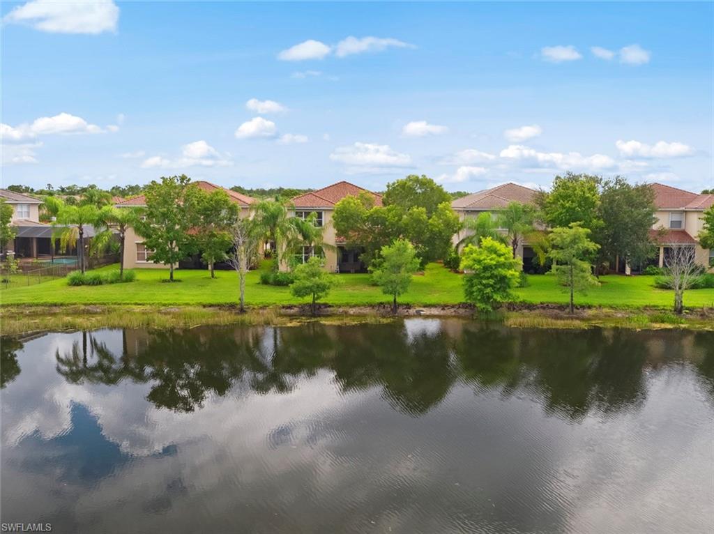 BOTANICA LAKES - Residential