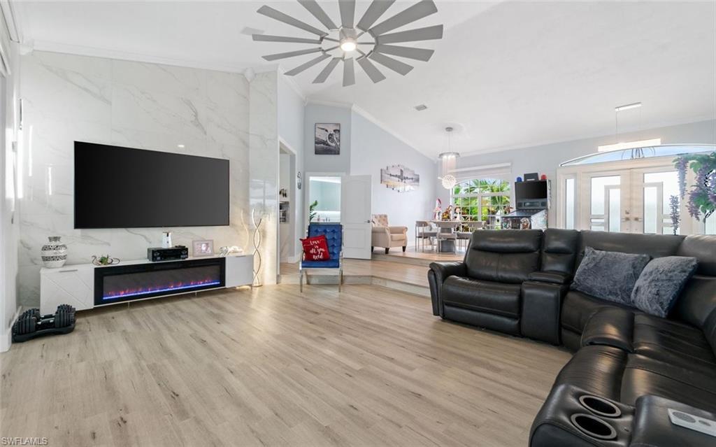 PINE SHADOWS AIR PARK - Residential