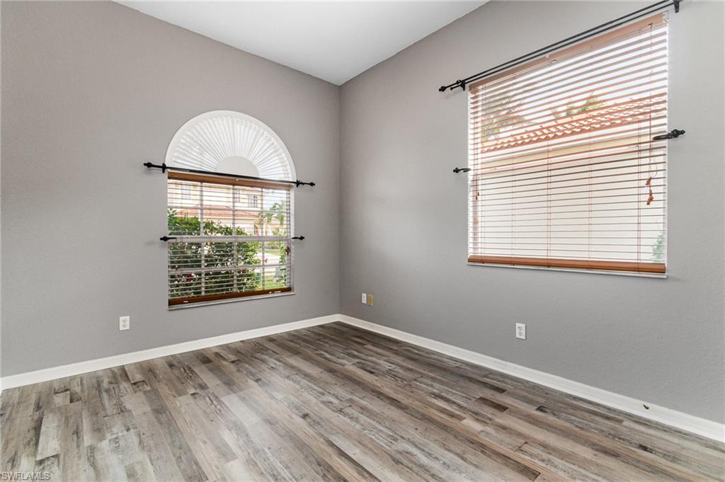 CORAL LAKES - Residential