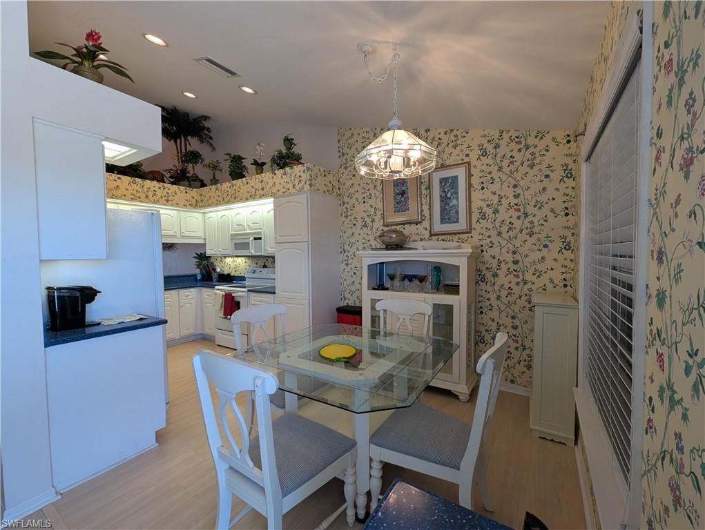 MOORINGS OF CAPE CORAL CONDO PHASE 1 - Residential