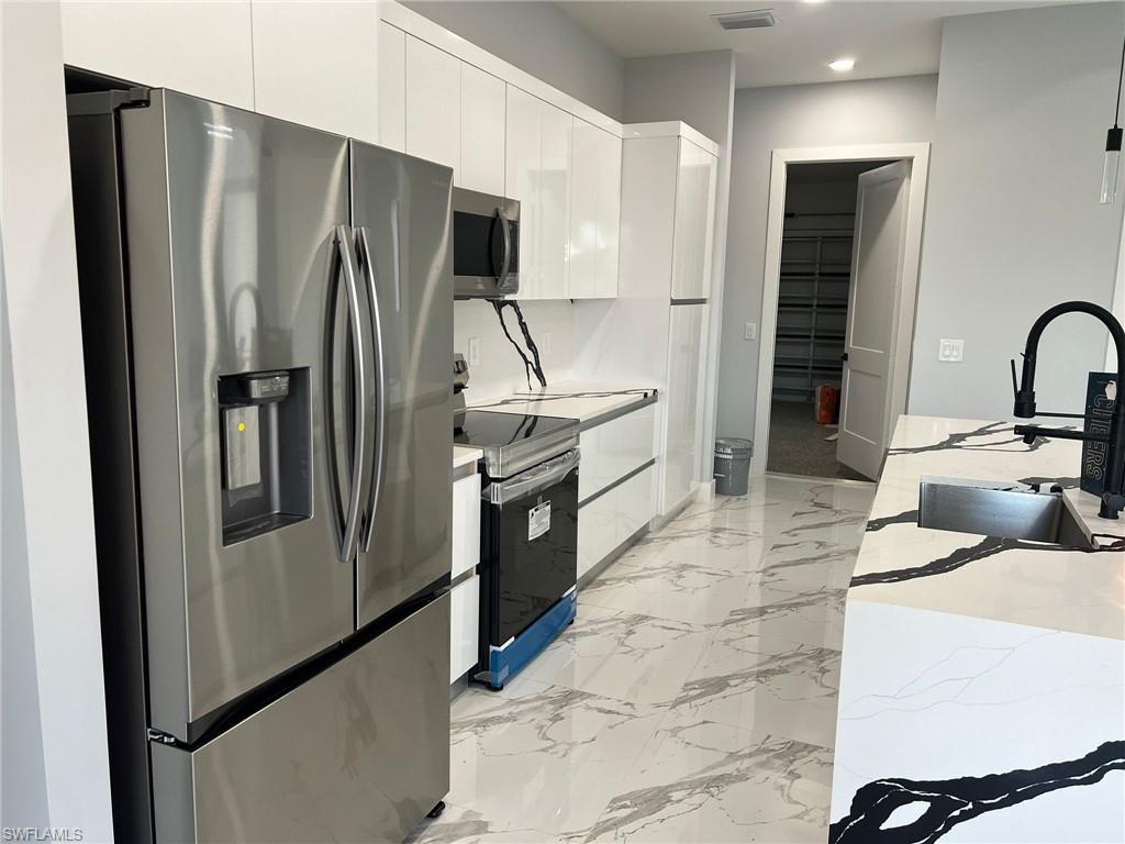 LEHIGH ACRES - Residential Lease